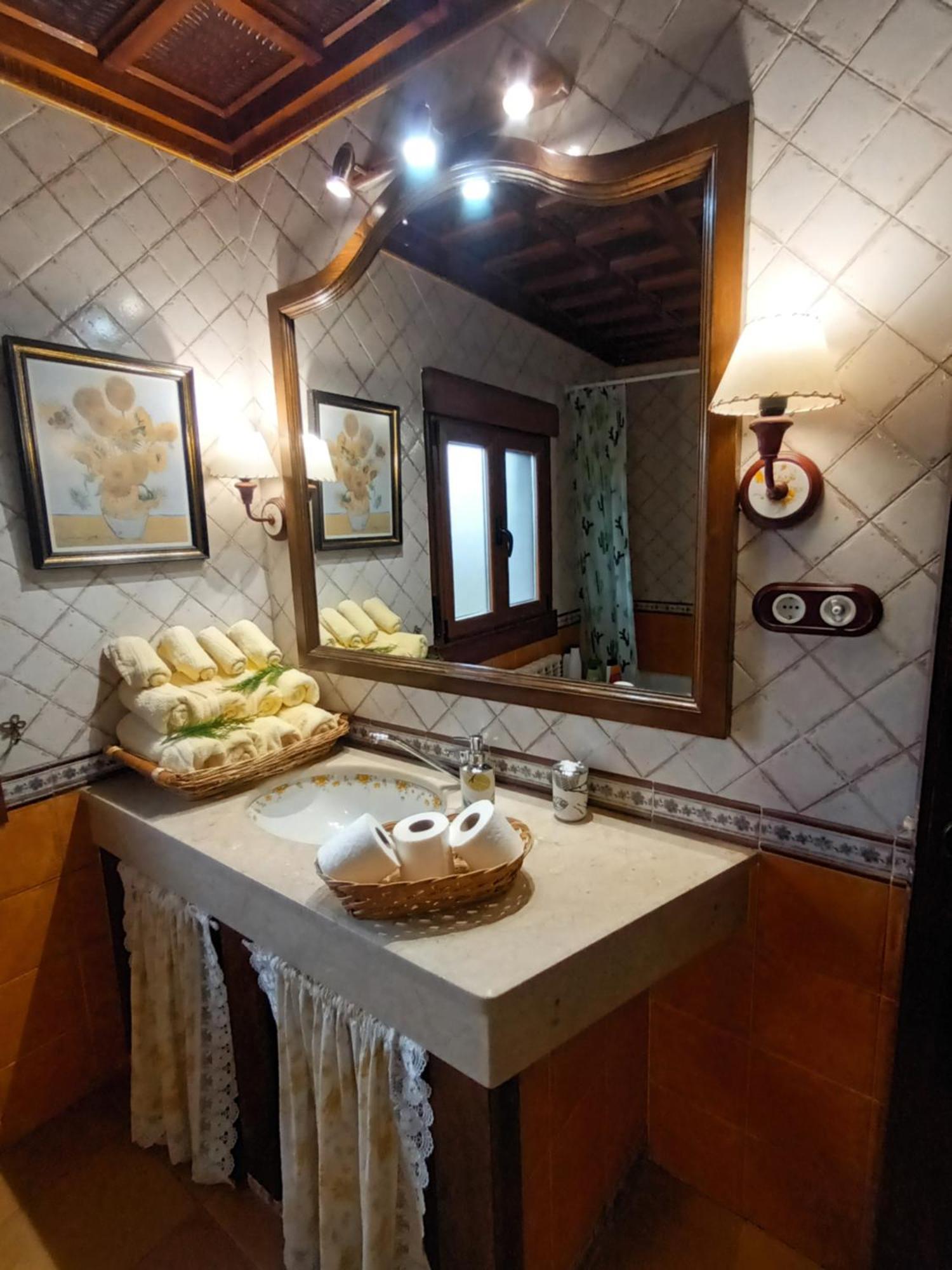 Villa La Artesonada Casa Con Finca Puebla de Sanabria Exterior foto